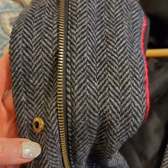 AE Crop Herringbone Jacket - Picture 2 of 5